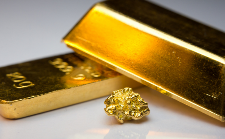 Global gold demand hits six-year-low as China, India buy less