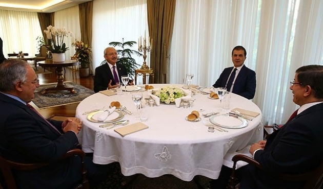 Turkey's AK Party CHP leaders meet in coalition talks