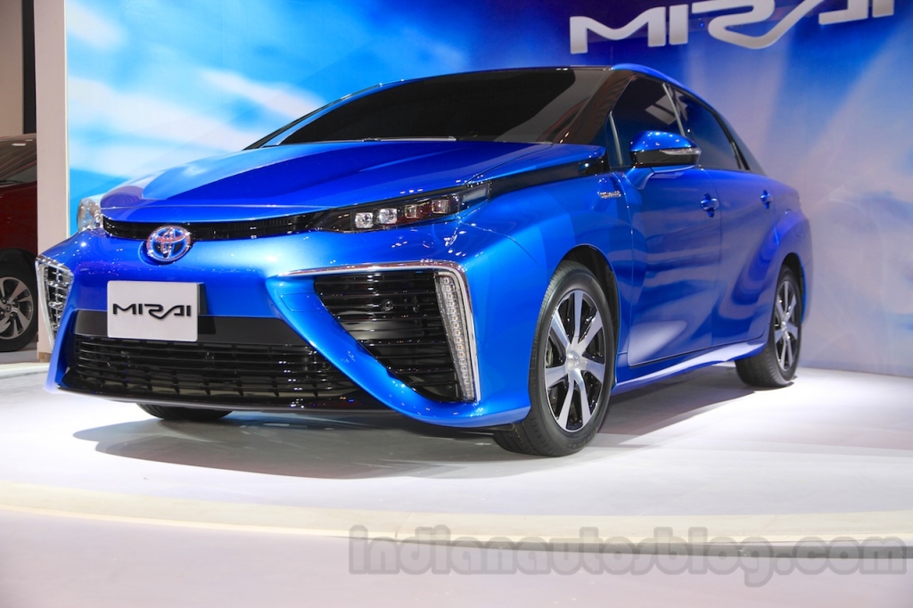 Toyota Mirai front three quarter right at the Gaikindo Indonesia International Auto Show 2015