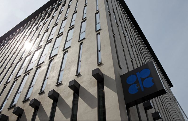 Iran says an OPEC emergency meeting may stop oil price slide - Shana