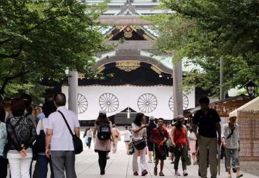 Japan minister visits controversial Tokyo war shrine AFP