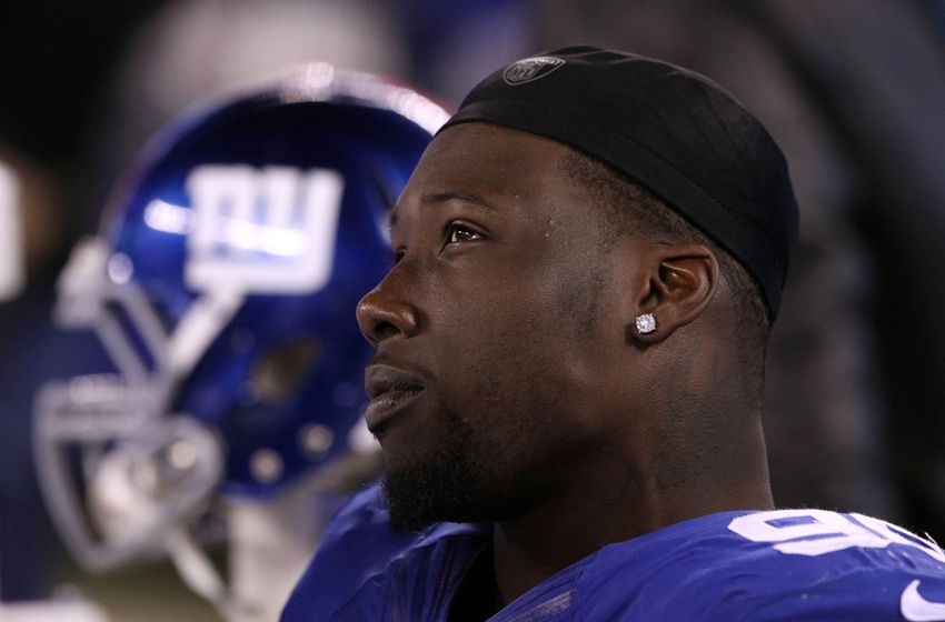 Jason Pierre Paul sports heavily bandaged hand after fireworks incident