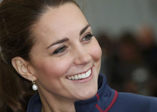 Kate Middleton qualifies as advanced scuba diver