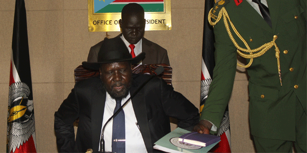 S. Sudan warring factions partially sign peace accord