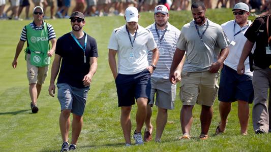 At PGA Championship, few fireworks on Day 1 from Jordan Spieth or Rory McIlroy