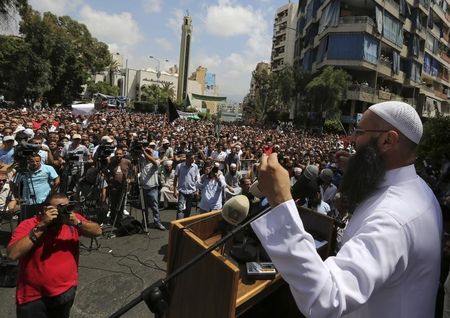 Wanted Salafist arrested by authorities at Beirut airport