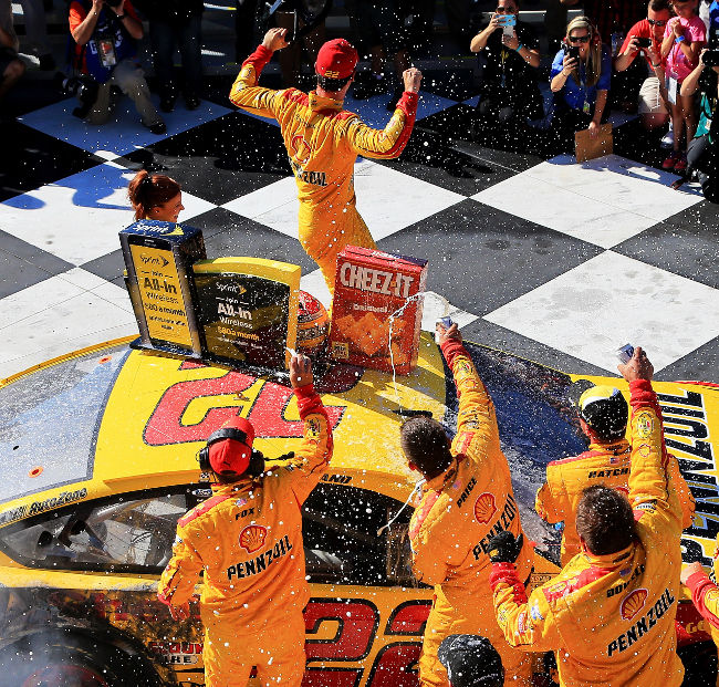 Logano defends Bristol victory to hold off Gibbs drivers