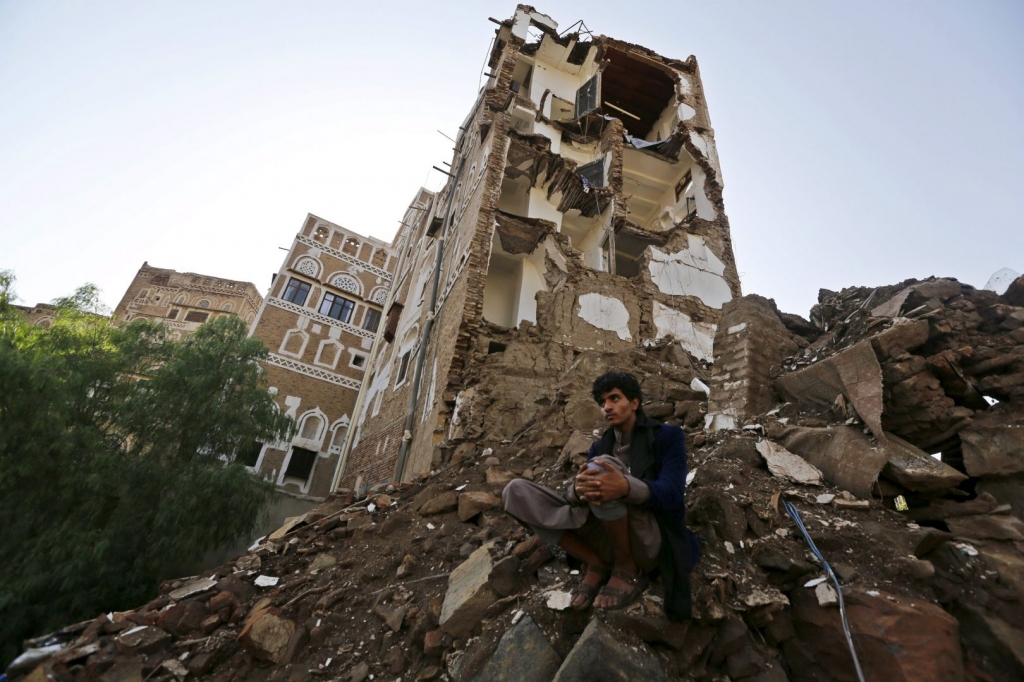 Anti-Houthi fighters seize districts in central Yemen