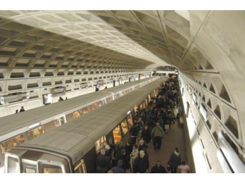 Passengers Stuck on Disabled Train at East Falls Church Metro