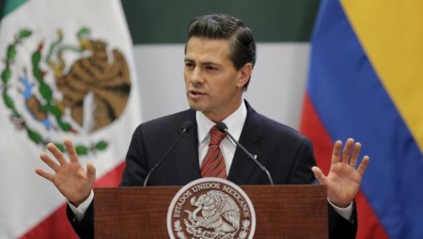 Mexico Probe Finds No Conflict for President, Finance Minister