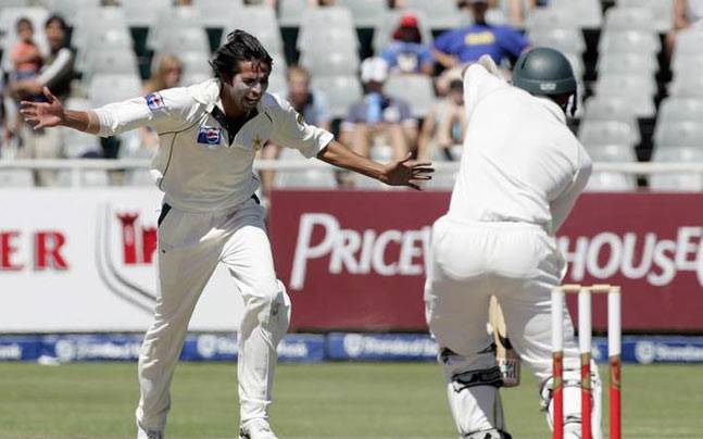 Mohammad Amir will be eligible to return to cricket at international level at the same time