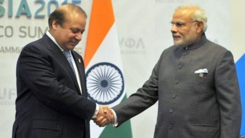 Narendra Modi has accepted an invitation from Nawaz Sharif to attend a regional summit in Islamabad next year