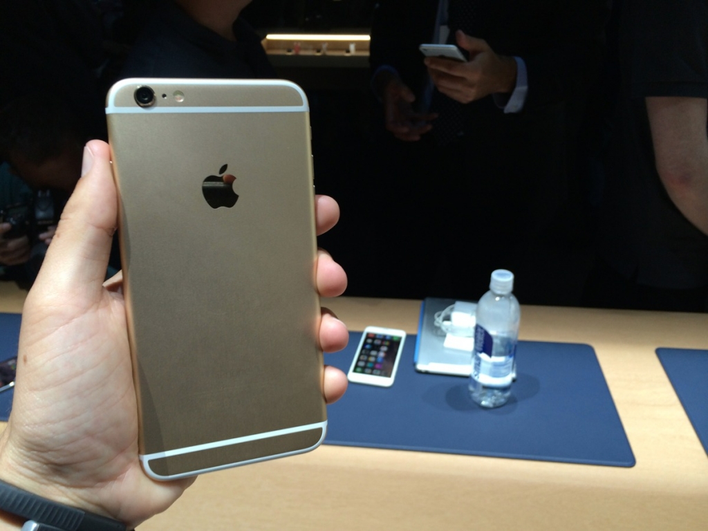 New Alleged iPhone 6s Benchmark Suggests 2GB Of RAM