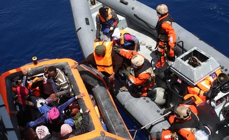 Migrants crisis: Up to 3000 people being rescued near Libya coast