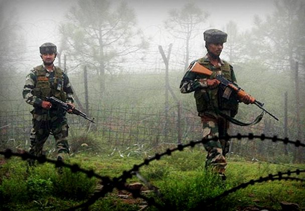 Pakistan troops opens fire 120mm mortar bombs in Jammu & Kashmir