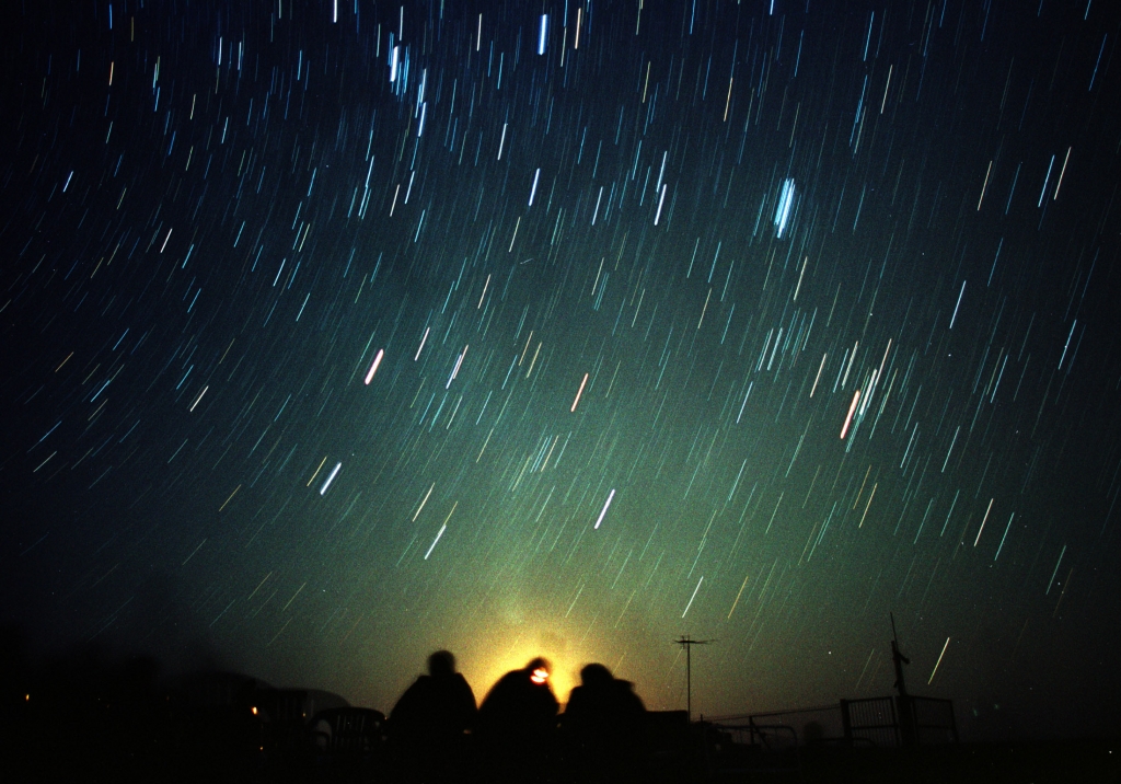 Leonid meteors light the night sky in Azraq