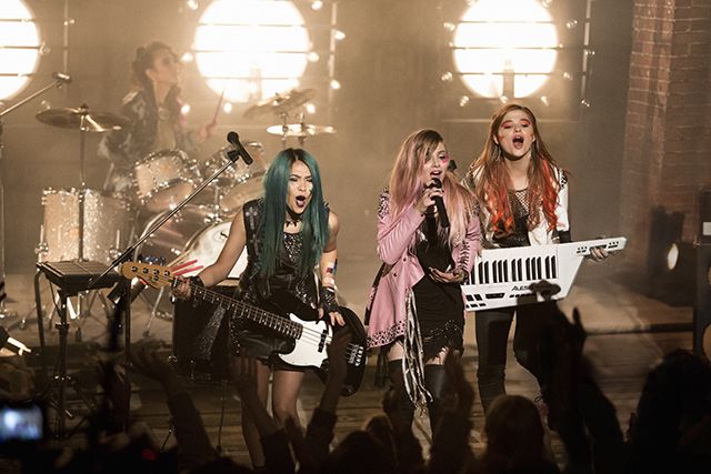 New Jem and The Holograms Trailer And Featurette Released