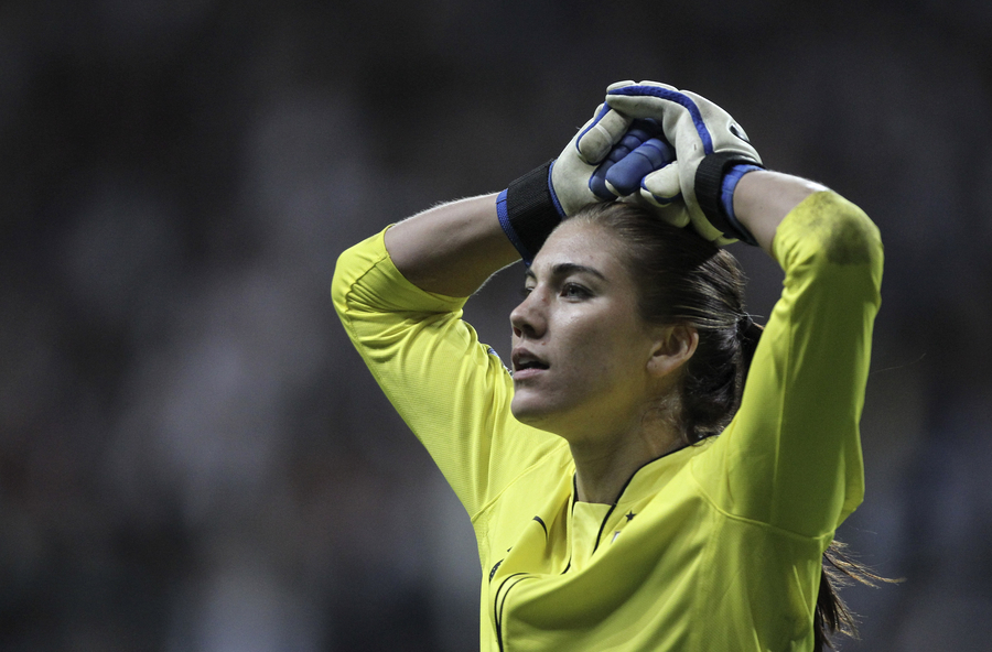 U.S. goalkeeper Hope Solo int his