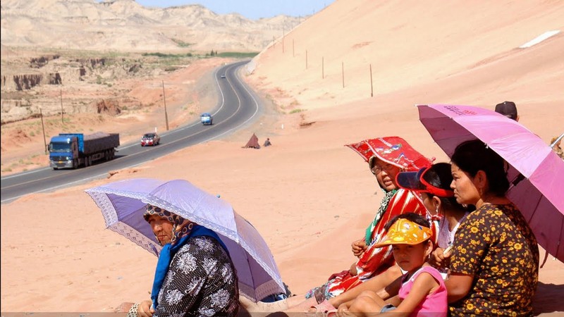 Iran city Bandar Mahshahr suffers insufferable record breaking heat wave