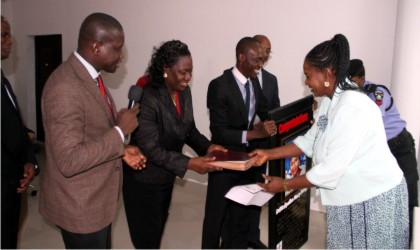 Rivers State Deputy Governor Dr. Ipalibo Harry Banigo receiving a souvenir from the delegation of Christian Medical and Dental Association led by the State Chairman Dr. Friday Aaron, when the latter paid a courtesy call on her in G