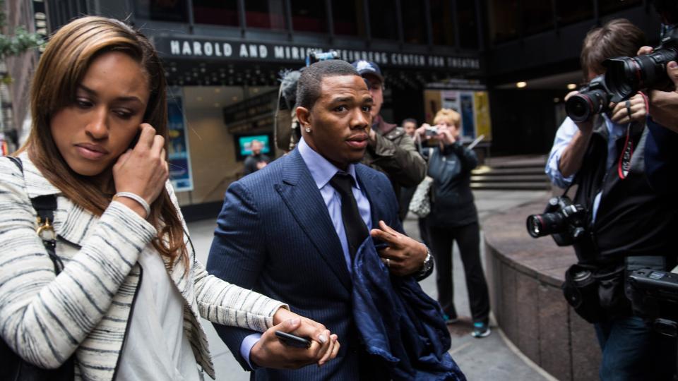 Ray Rice wants to return to NFL to ‘hang them up the right way