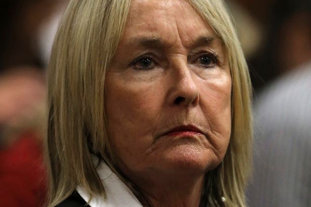 Themba Hadebe

Reeva's mum Steenkamp