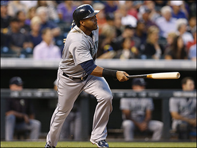 Cruz hits 30th homer Mariners beat Rockies 8-7