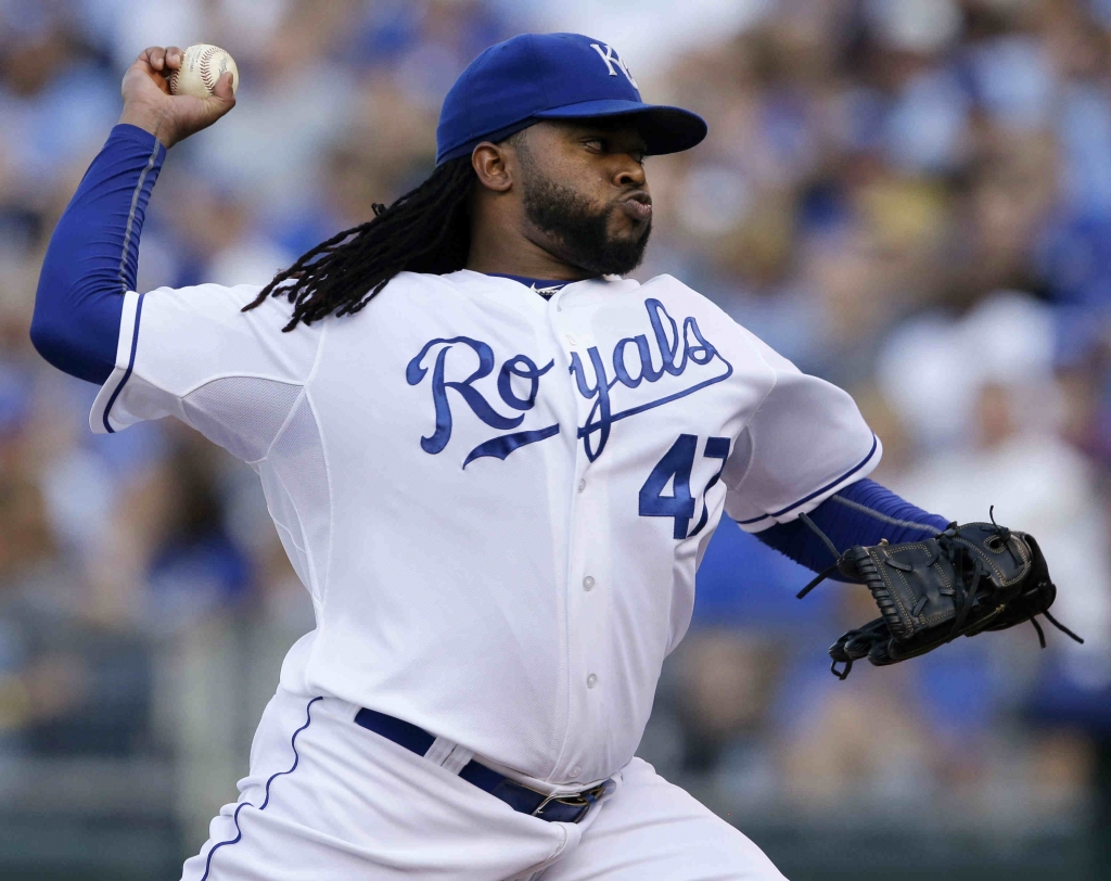 Royals Cueto roll over Los Angeles Angels