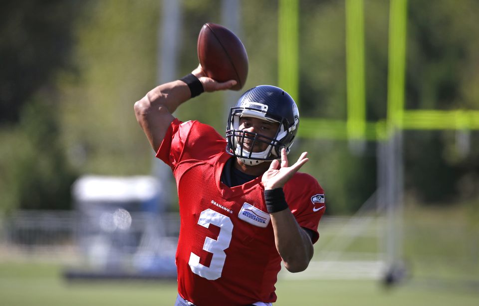 S Seahawks players at NFL training camp