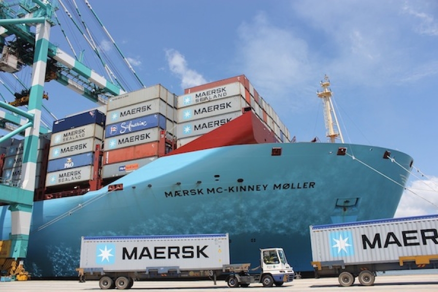 Maersk Line sees Q2 profit dip as average freight rates fall 14.1