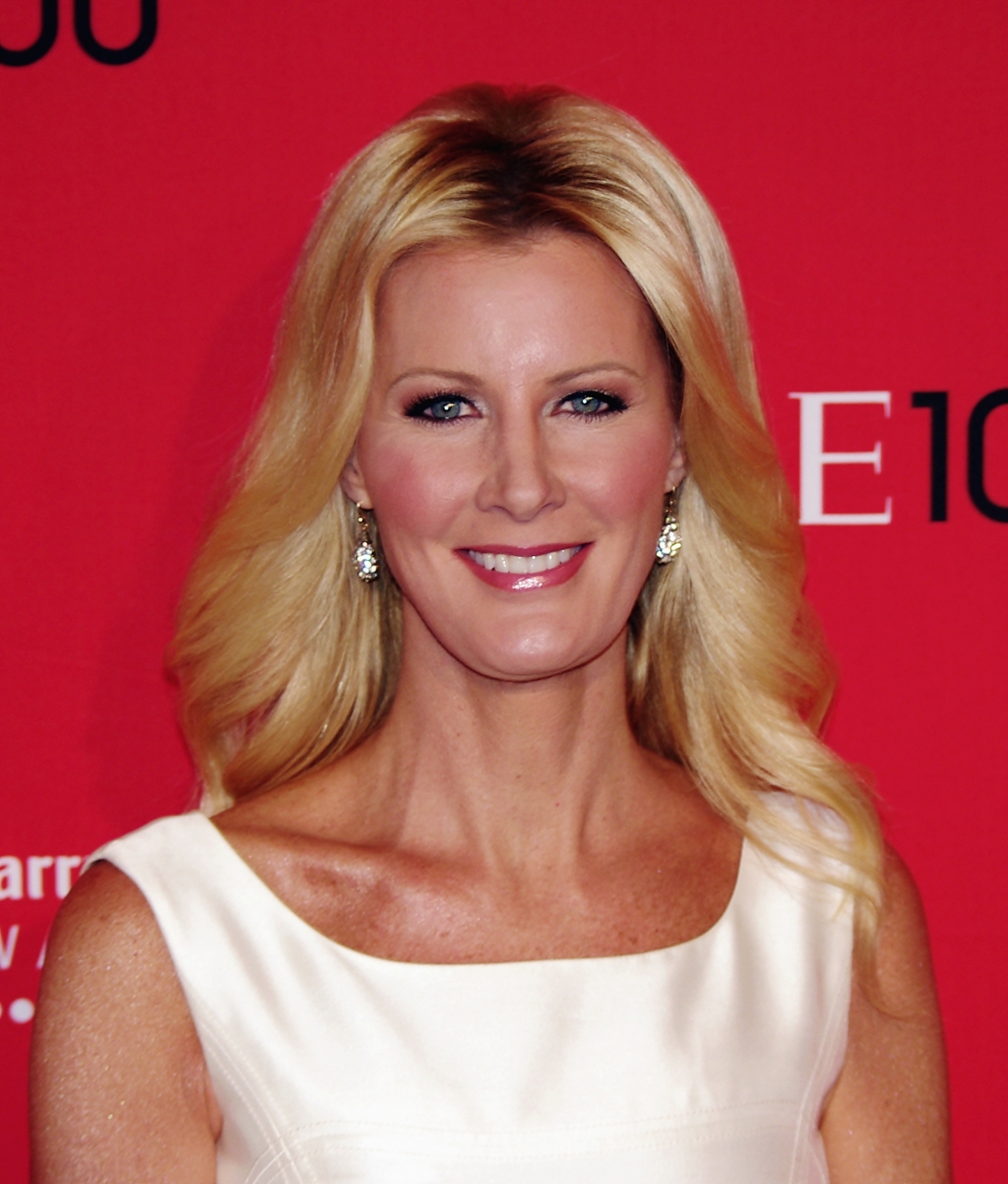 Sandra Lee 255x300 Sandra Lee Rushed to Hospital With Mastectomy Complications