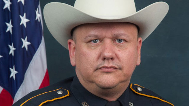 Texas deputy fatally shot while pumping gas