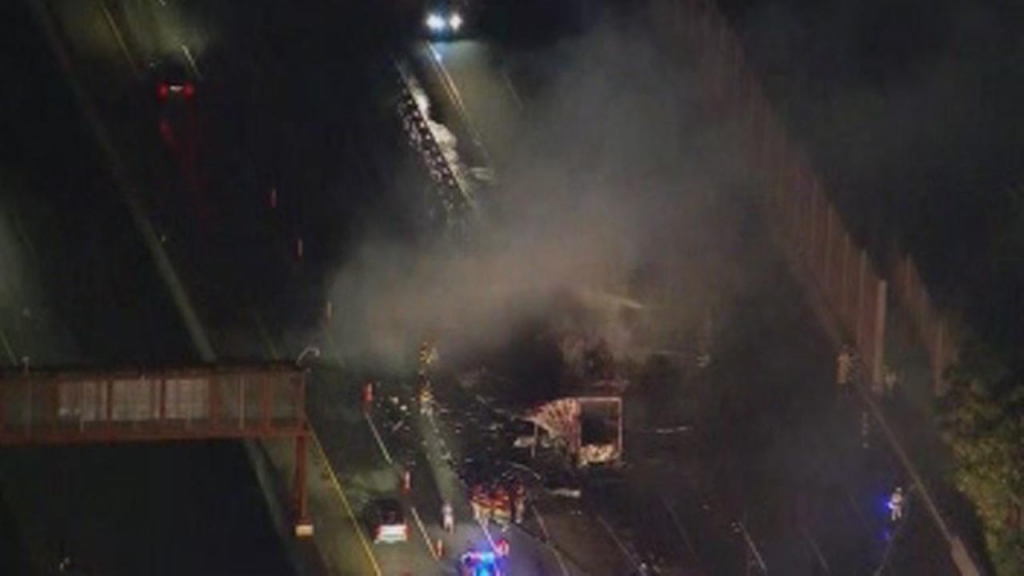 Tractor trailers collide in fiery NJ Turnpike crash