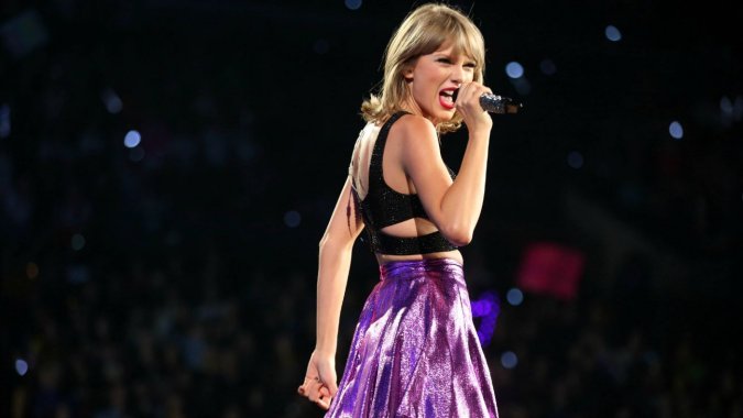 Taylor Swift performs during her 1989 tour on Satuday night at Staples Center in Los Angeles