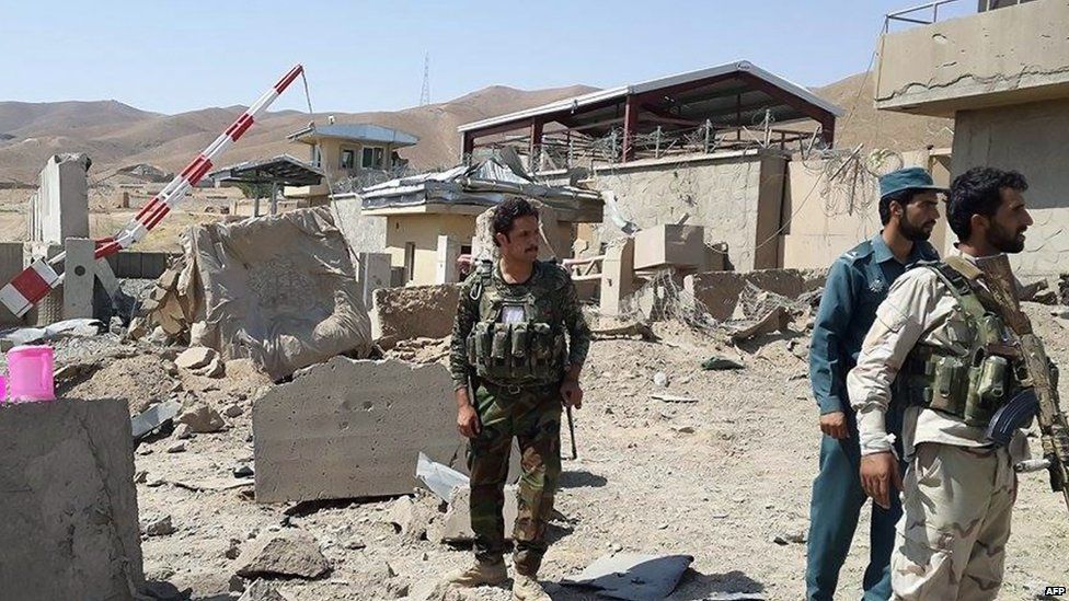 Afghan security forces at scene of blast in Puli Alam Logar province. 6 Aug 2015