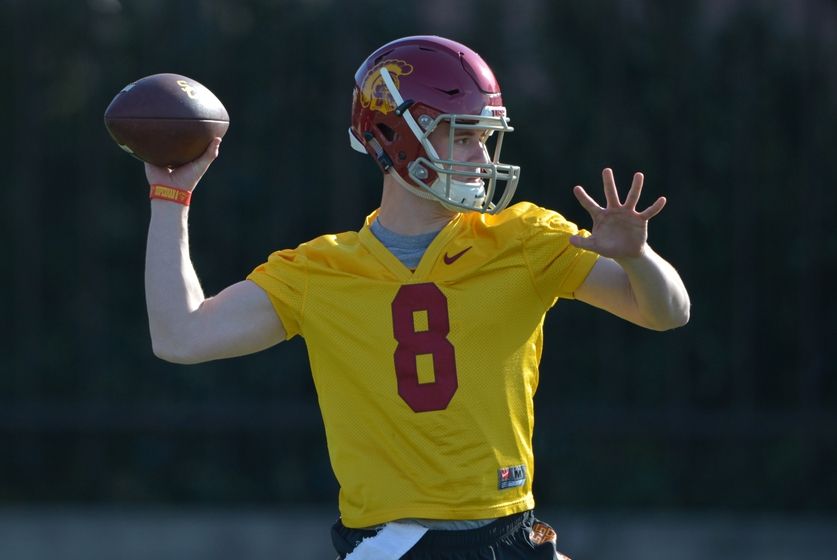 Former USC Trojans quarterback Ricky Town transfers to Arkansas Razorbacks