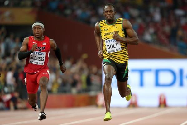 Usain Bolt easing to the finish line