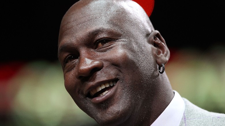 Michael Jordan to Testify in Suit Against Chicago Grocery Chain