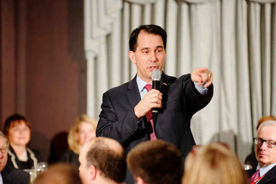 Mixed result in Scott Walker probe