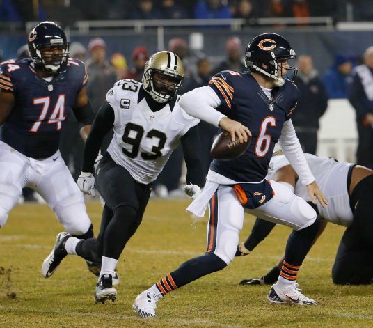 New Orleans Saints outside linebacker Junior Galette chases Chicago Bears quarterback Jay Cutler before a sack during the first half of an NFL football game in Chicago. Galette agreed to a one-year contrac