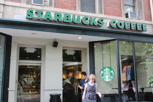 Starbucks expands sale of beer, wine and dinner plates