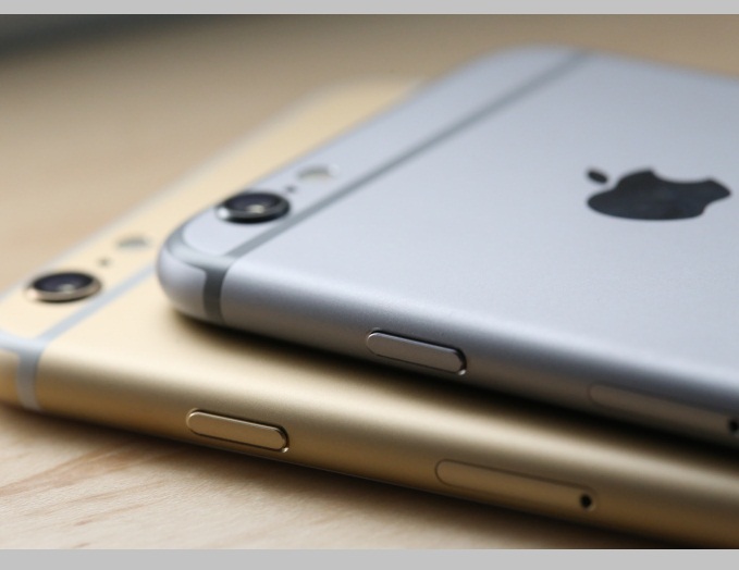 Apple intros program to replace iPhone 6 Plus units with defective cameras