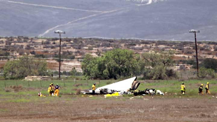 US authorities: 4 dead following midair collision of small planes in San Diego