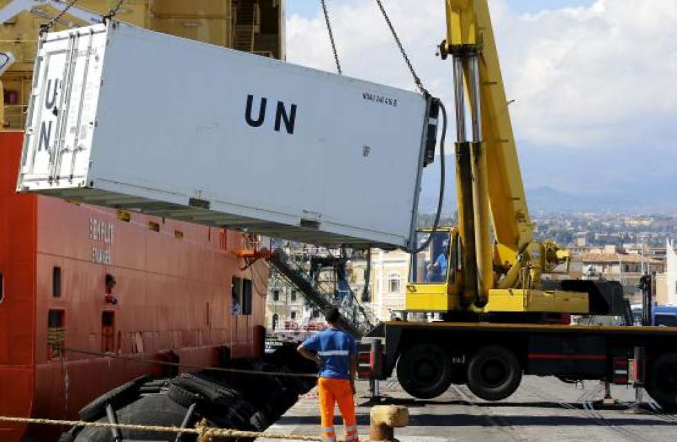 Eight held in Italy after 49 migrants suffocate on packed boat