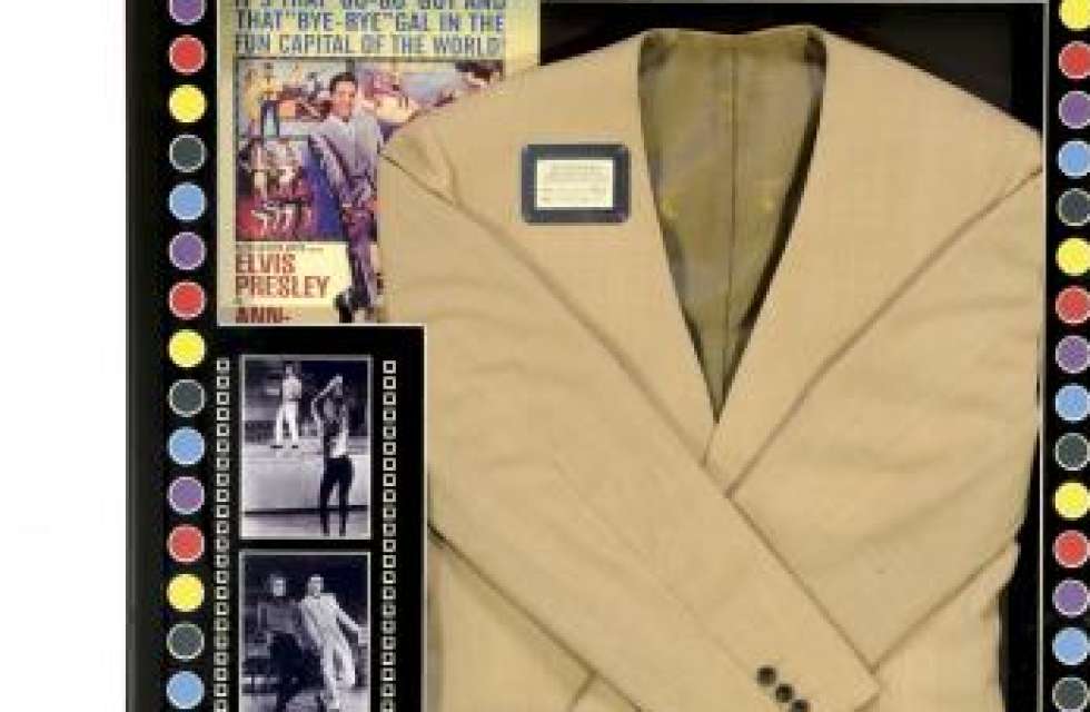 Elvis jacket gun up for auction at singer's Graceland home