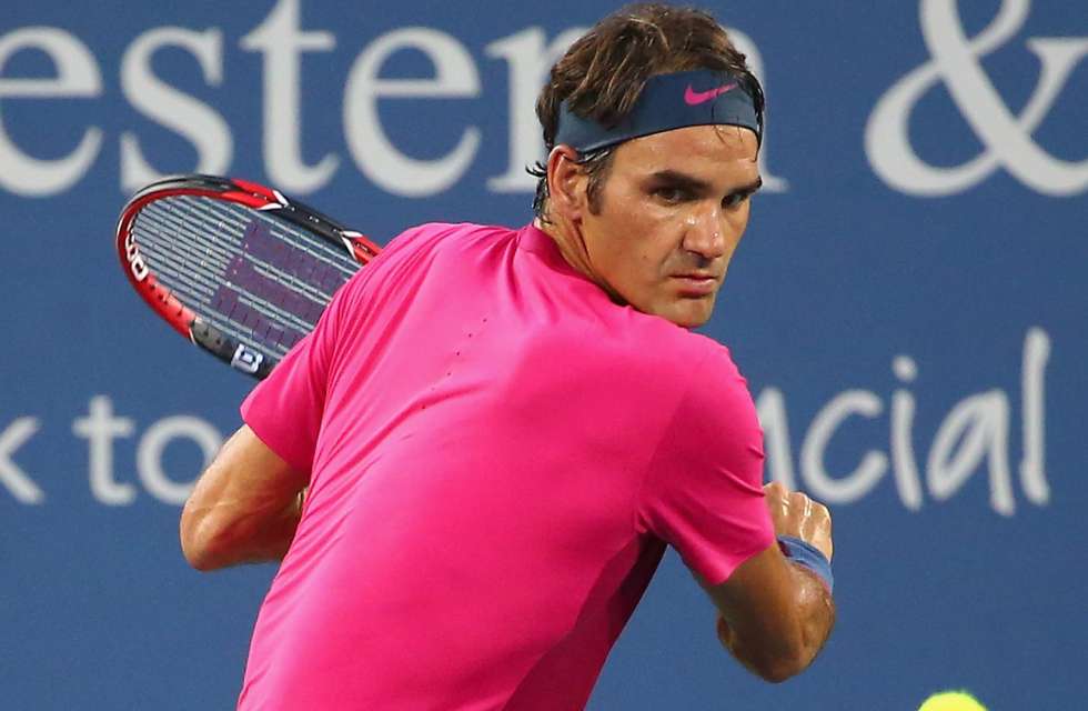 Roger Federer untroubled in Cincinnati