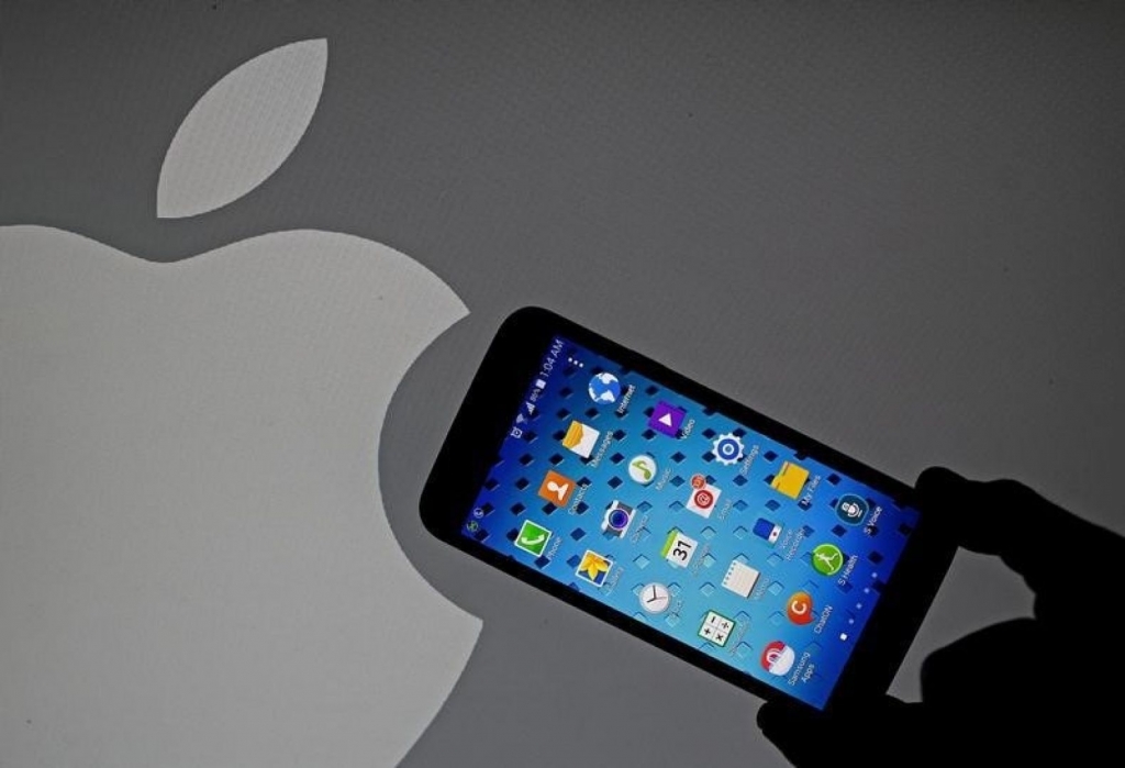 Apple deserves injunction against Samsung smartphone features U.S. appeals court