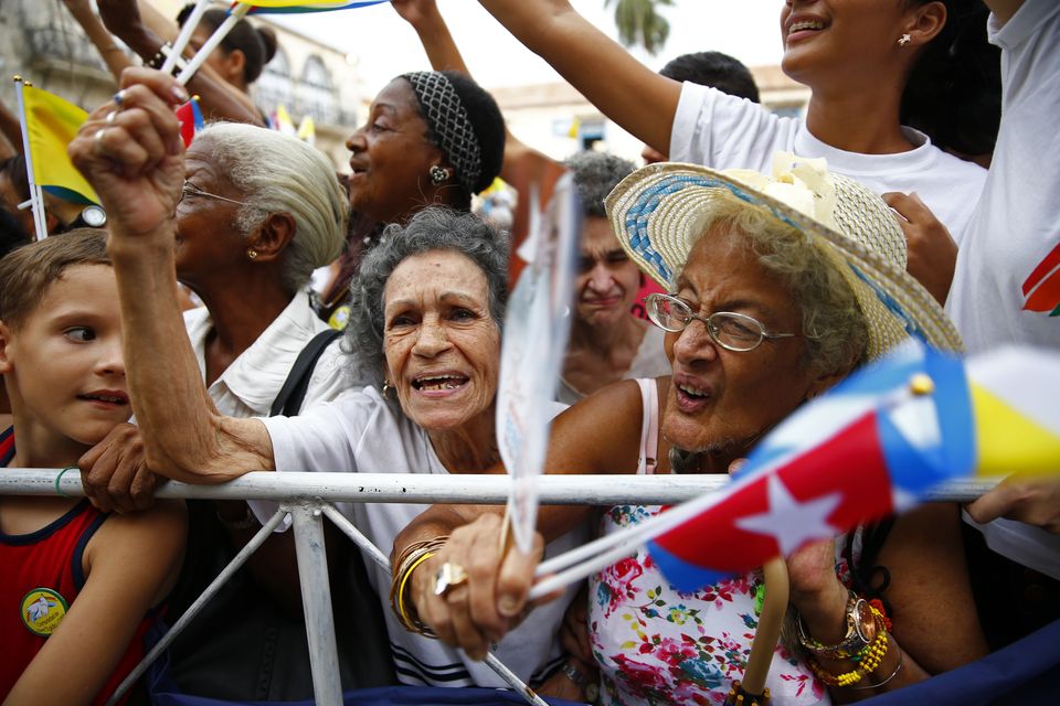 Pope meets with Fidel misses out on dissident greeting