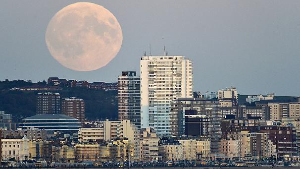 YOUR PHOTOS: Our readers capture the Super Blood Moon