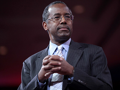 Carson wins local straw poll